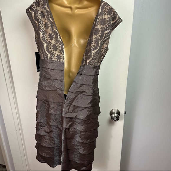 Adrianna Papell Brown Embroidered Floral Overlay Top Shimmer Tiered Dress NWT 6 - Picture 5 of 15